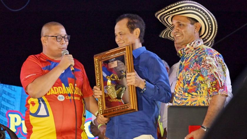 El trirey vallenato Alfredo Gutiérrez recibe su homenaje en la Noche de Tambó