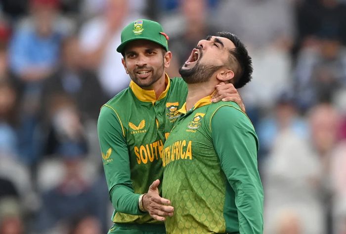 Shamsi Requests Maharaj To Practice Viral 'Ball Of Century' - WATCH Video