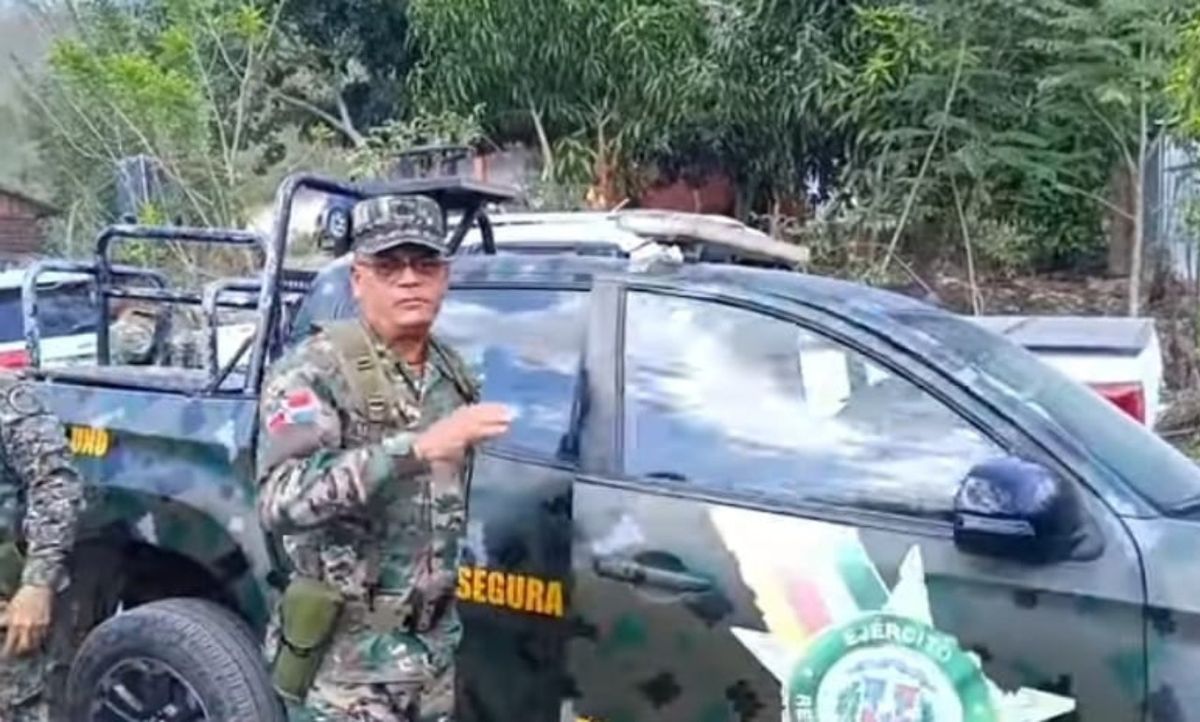 Sepultan sargento asesinado en la frontera por Dajabón y lo ascienden póstumo