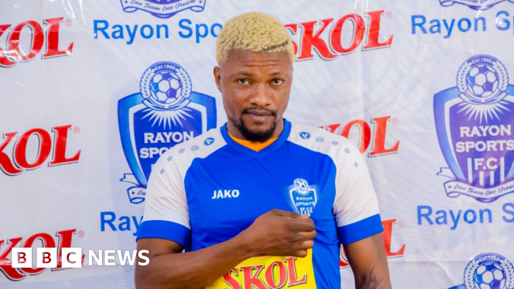 Congolese footballer Luvumbu leaves Rwanda's Rayon Sports over war gesture