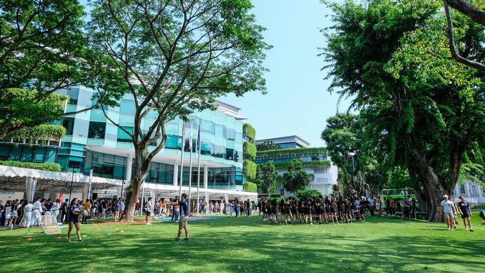 92.3% of SMU's 2023 fresh graduates hired within 6 months of finishing final exams - Singapore News