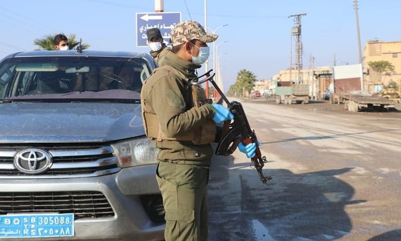 بعد مداهمة منزله.. قوى الأمن الداخلي "الأسايش" تعتقل شخصاً من خلايا النظام بريف دير الزور الغربي