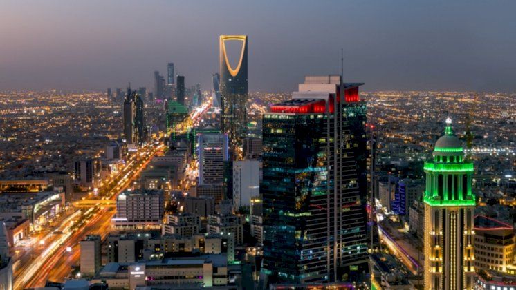 السعودية توقف 126 متورطاً في الرشوة وغسل الأموال