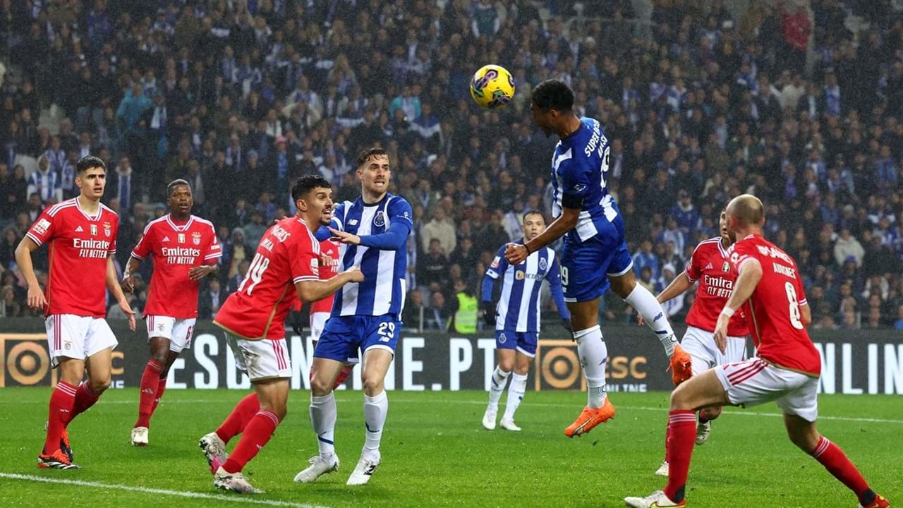 Benfica sofre humilhação de assinatura frente ao FC Porto