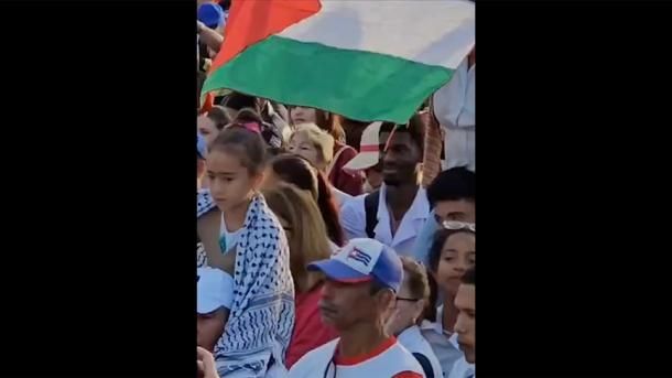 Miles de personas se reúnen en acto de solidaridad con Palestina en La Habana | TRT  Español