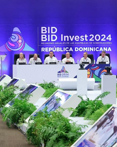 El BID advierte que crecer al 2% no es suficiente