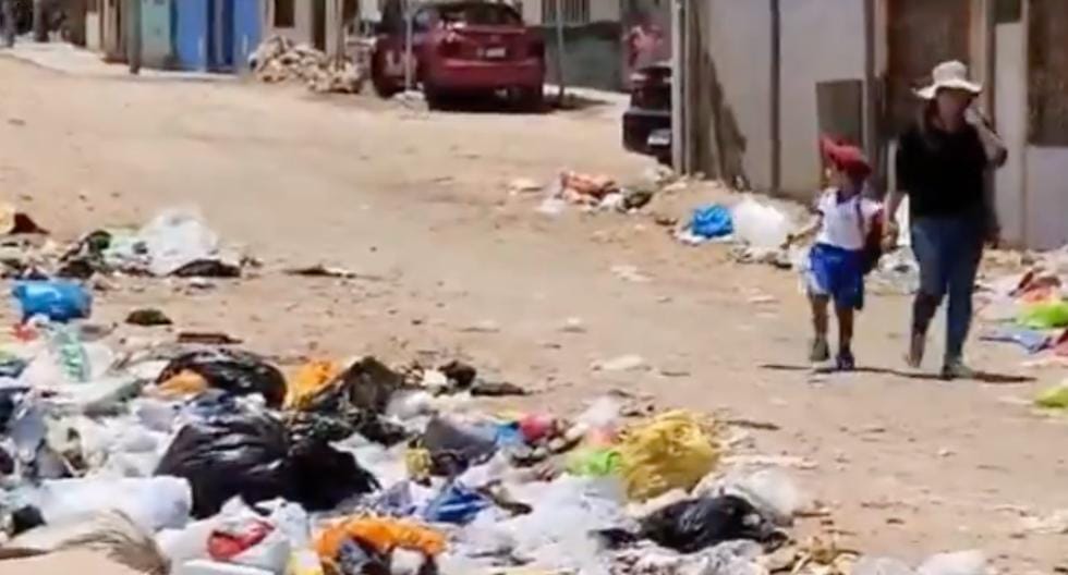 Chiclayo: alumnos estudian en colegio rodeado de basura