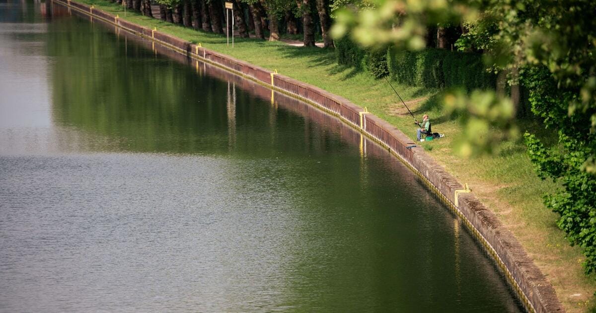 Tresor mit Munition aus Rhein-Herne-Kanal geborgen