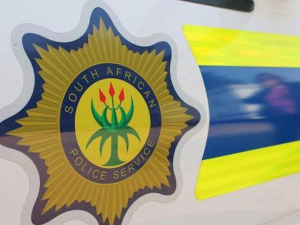 Teenage girl dies after violent clashes between Elsies River police and residents