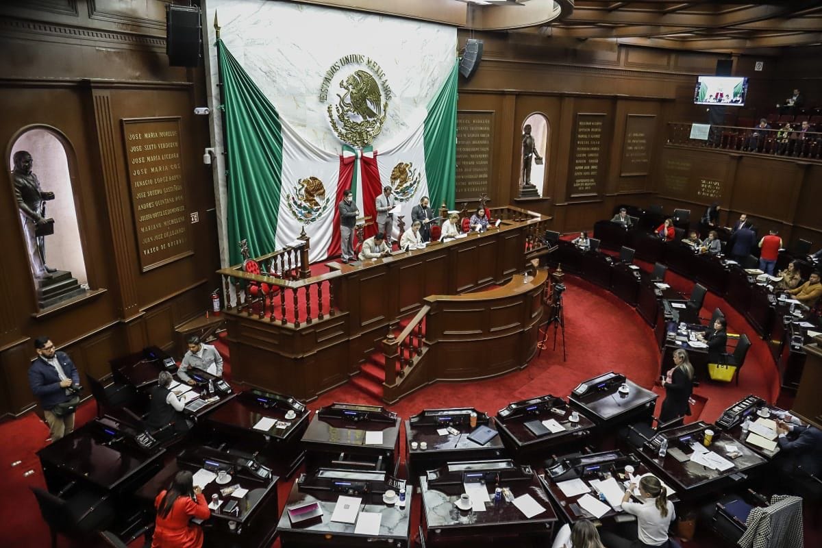 Rendirán protesta 14 ciudadanos como ediles provisionales en Michoacán