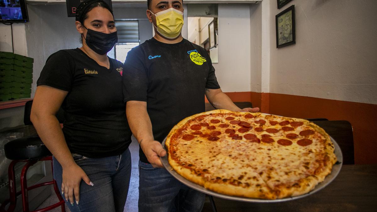 Ceiba pizza with New York flavor and Puerto Rican love