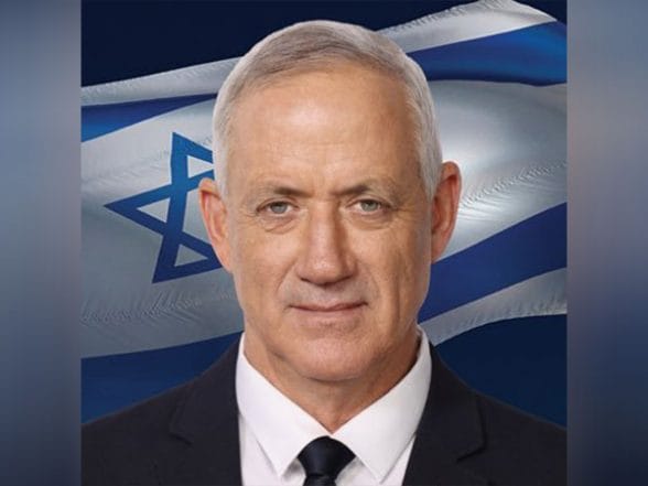 World News | Israeli Opposition Leader Threatens to Quit War Cabinet, Calls for New Elections | LatestLY