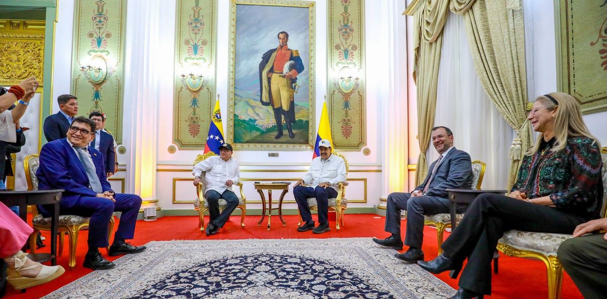 Venezuela y Colombia deben profundizar pasos de integración, dice Maduro