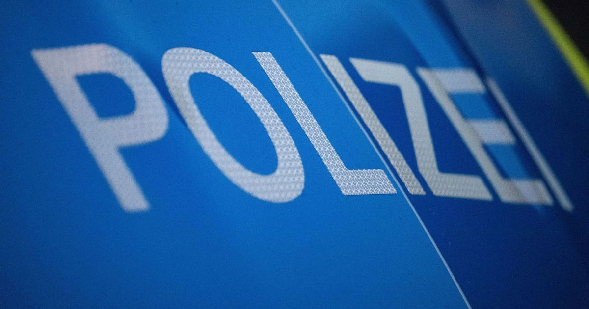 Unbekannter zündet Nachtlager einer Obdachlosen an