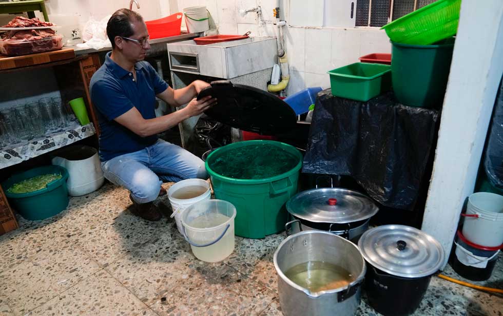 Impondrá Bogotá cargos en tarifas y multas para bajar consumo de agua