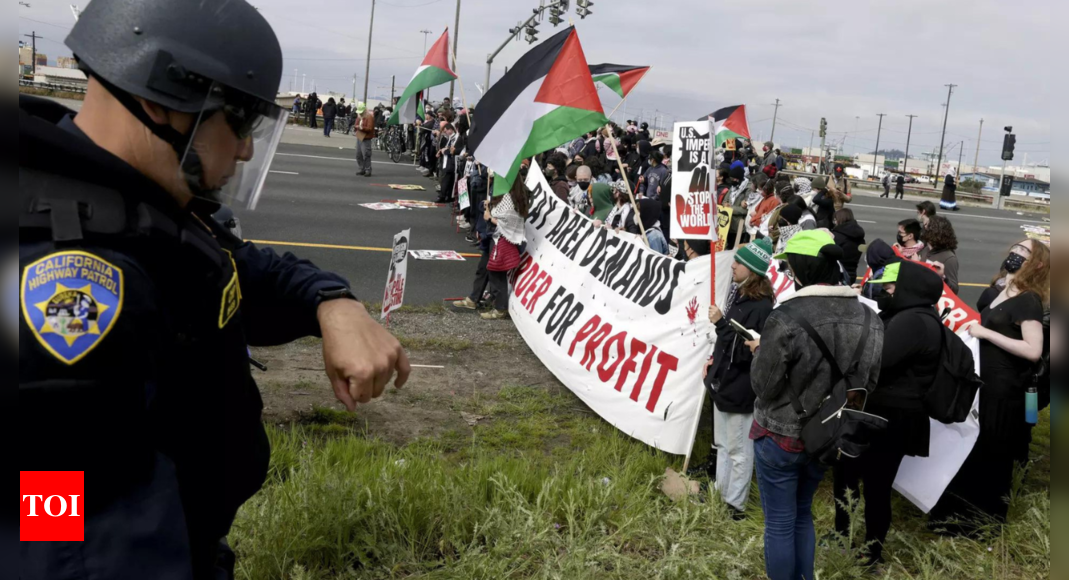 Pro-Palestinian protesters block Golden Gate bridge, roads across US - Times of India