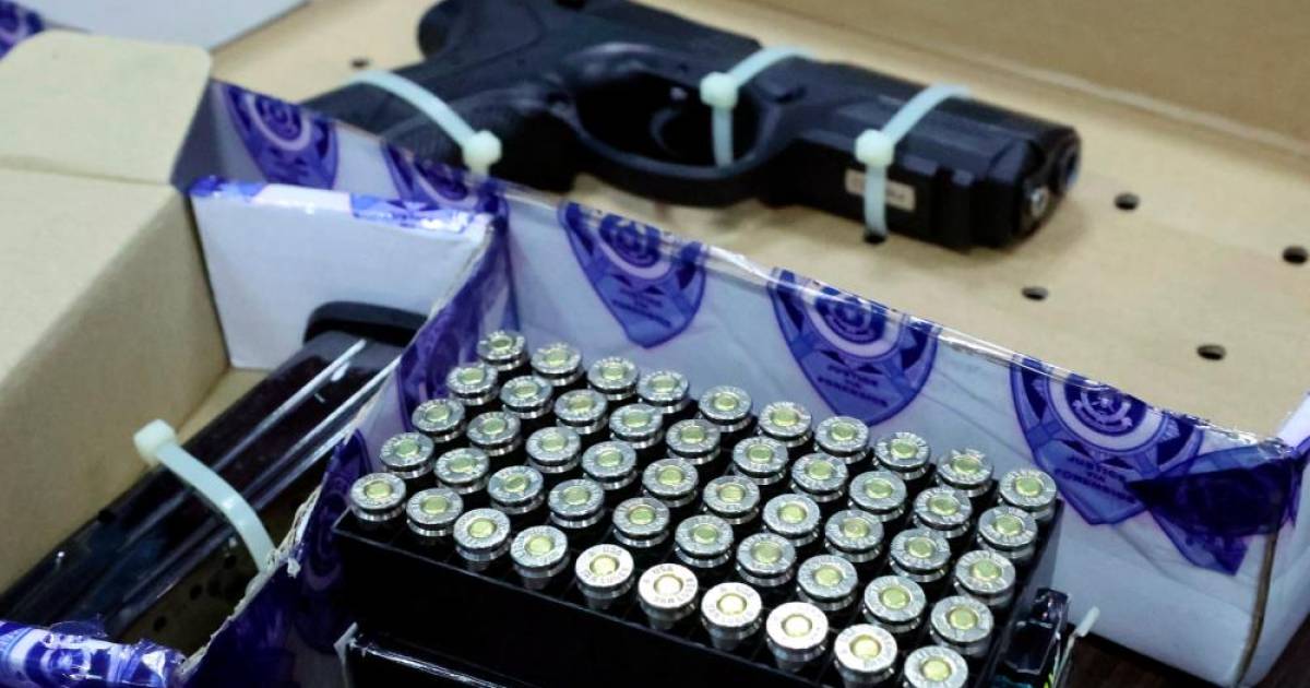 Experts: Stop corruption and strengthen borders to halt gun smuggling