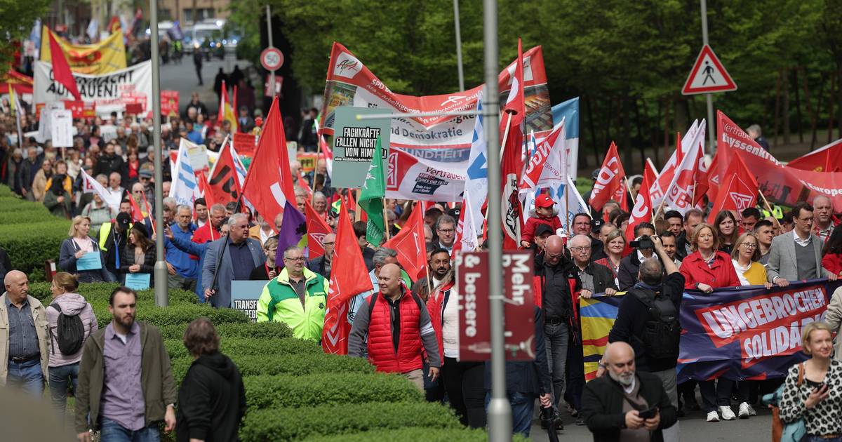 "NRW geht auf dem Zahnfleisch": Rund 70 Veranstaltungen zum Tag der Arbeit in der Region