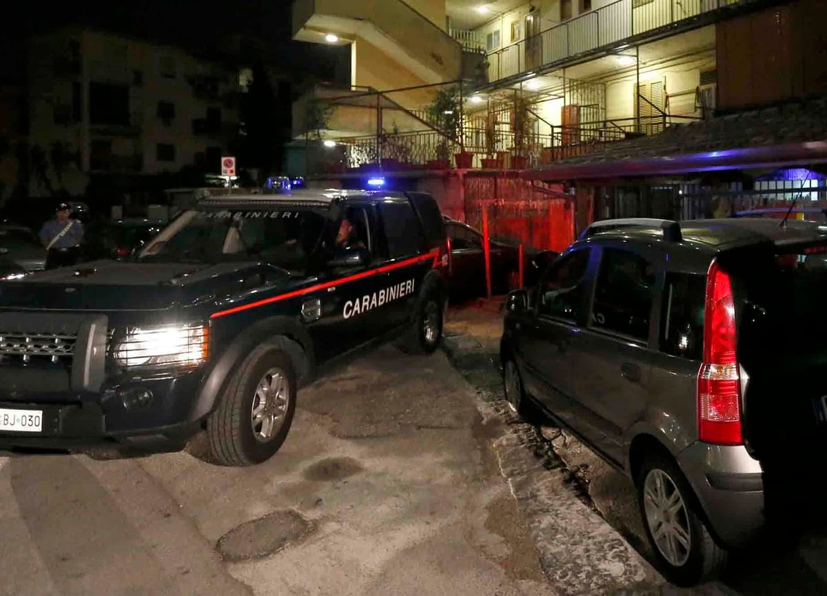 Violenza a Civitavecchia, maxi-rissa tra bande di giovani a Largo Galli