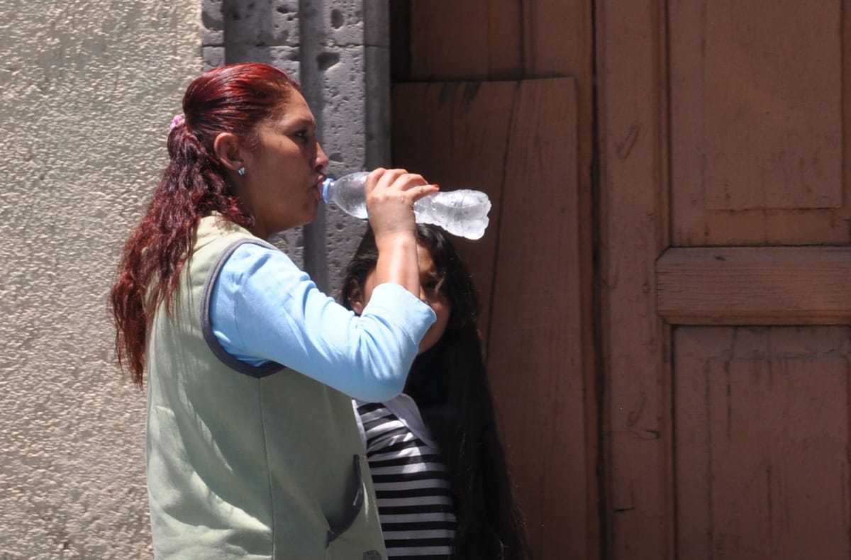 Segunda onda de calor deja, al menos, 14 muertos - Cambio de Michoacán