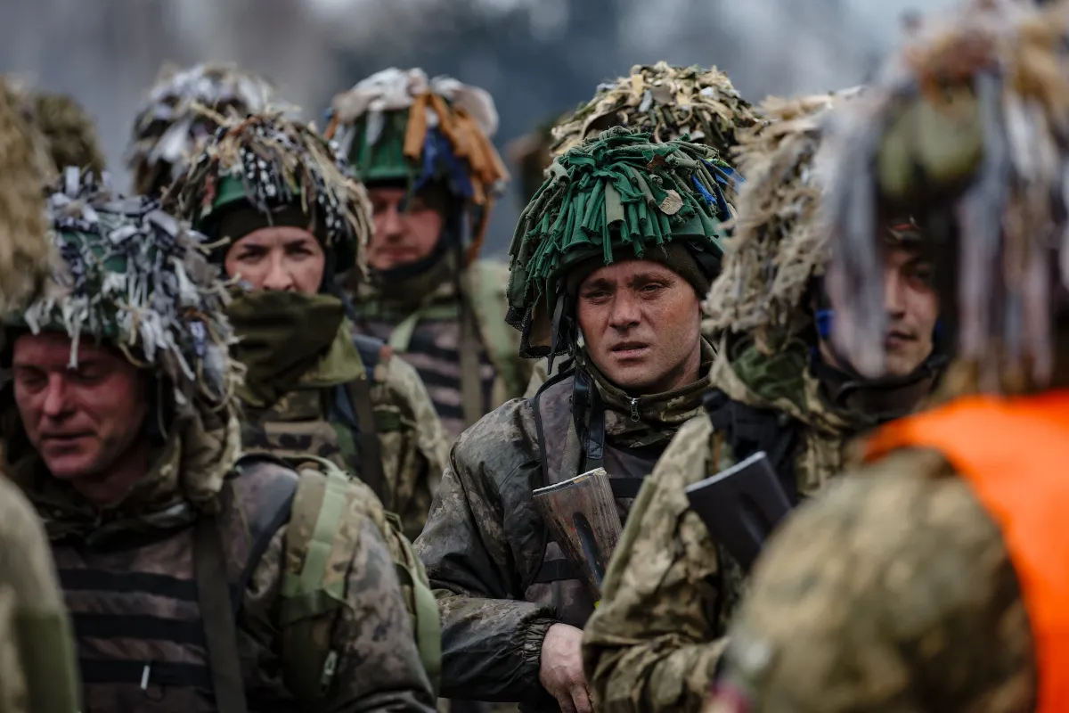 В Харьковской области ловят беглых солдат ВСУ, заявил Марочко