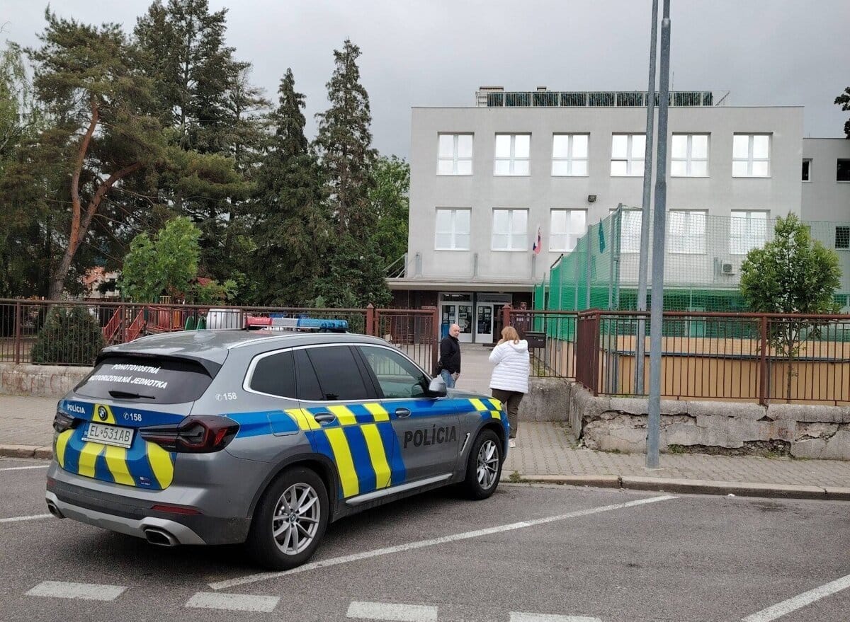 Prípad stále vyšetrujú, stredoškolákovi hrozí pobyt za mrežami