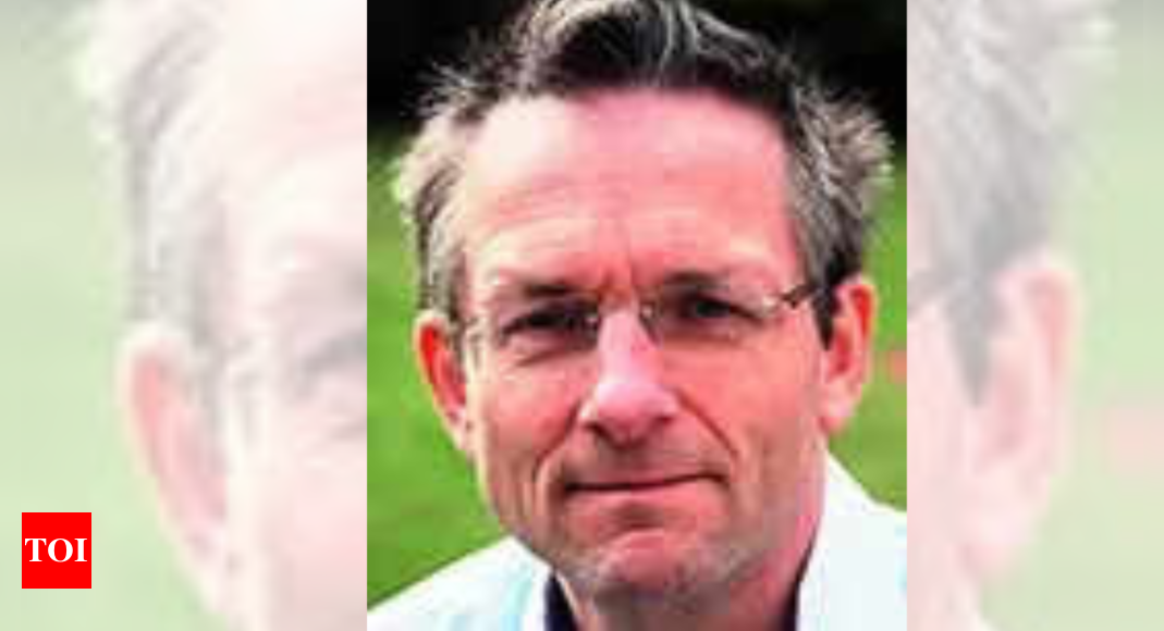 Missing British TV doctor found dead in Greece - Times of India