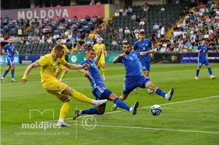 FOTO Ucraina, prea puternică pentru a fi învinsă. Naționala de fotbal a R. Moldova, cu Maia Sandu și Igor Grosu în tribune, a pierdut la scor "amicalul solidarității" de pe stadionul "Zimbru"