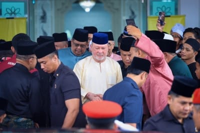 King graces official opening of Sultan Ibrahim Mosque