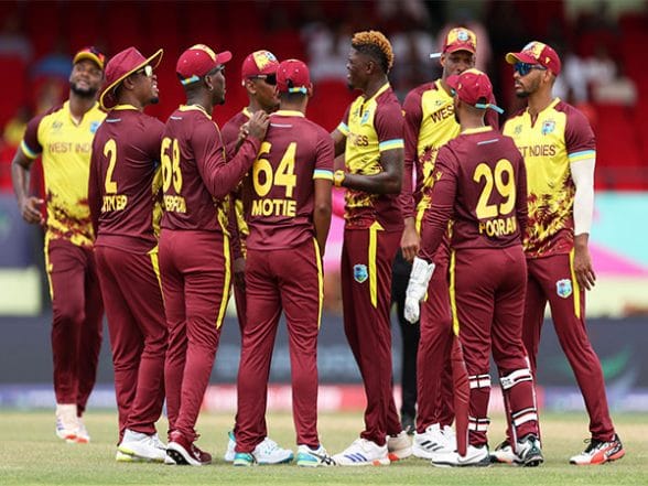 Sports News | T20 WC: WI Win Toss, Put USA to Bat in Super 8; Hope Replaces Injured King | LatestLY