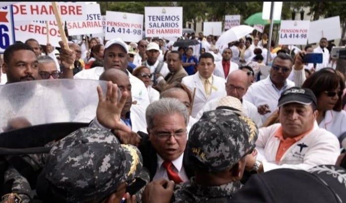 CMD protesta por el apresamiento de 4 médicos en las últimas semanas