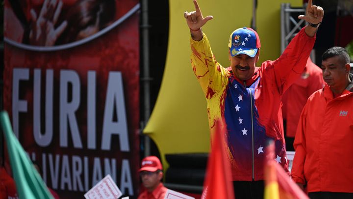 Maduro dice "amén" a fecha de presidenciales anunciada por ente electoral de Venezuela