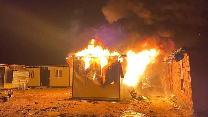 Gaziantep'te işçilerin kaldığı 5 konteyner yandı