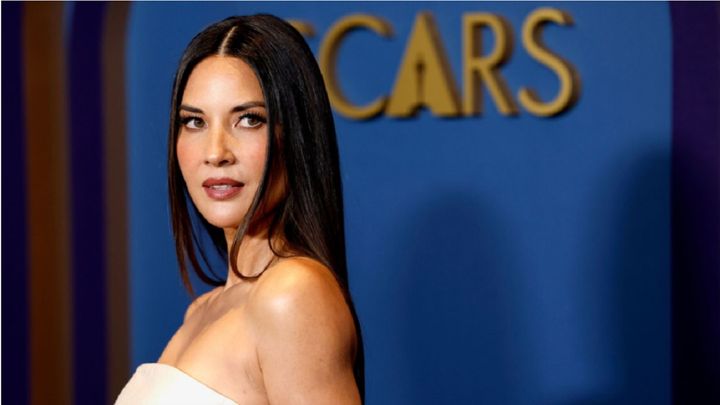 Actriz Olivia Munn se sometió a una doble mastectomía por un "agresivo" cáncer de mama