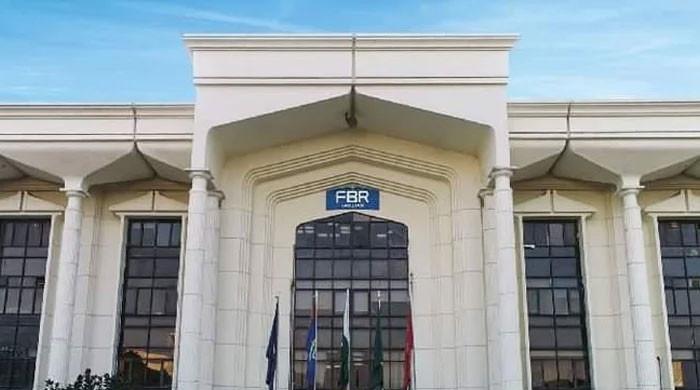 Under FTO directives: FBR's various regional offices release refunds of taxpayers