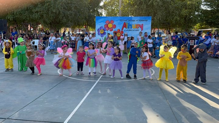 Celebran con emotivo festival la llegada de la primavera en Alhuey, Angostura | Noticiero Altavoz