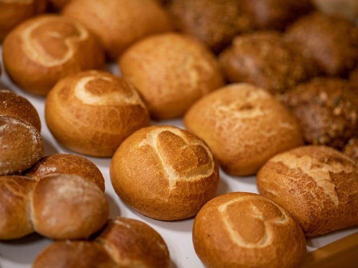 Brötchen an Ostern 2024: Diese Düsseldorfer Bäckereien haben geöffnet