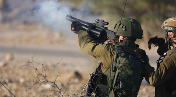 "Israeli" forces storm Jenin