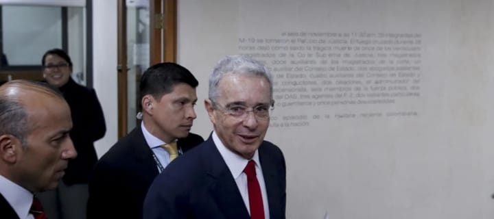 Fiscalía colombiana llama a juicio al expresidente Álvaro Uribe por presunto soborno a testigos - ElPeriodicoDeMexico.Com