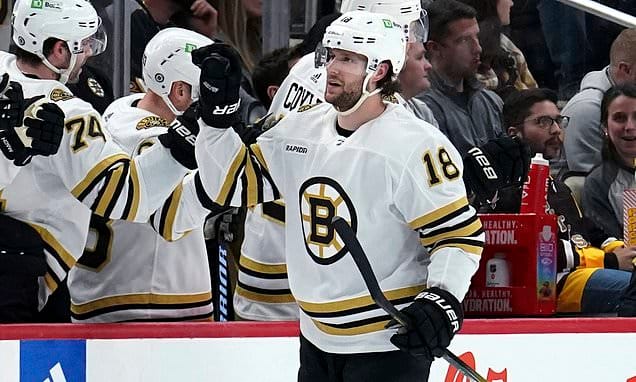 Brad Marchand caps Bruins' four-goal second period in 6-4 win over...