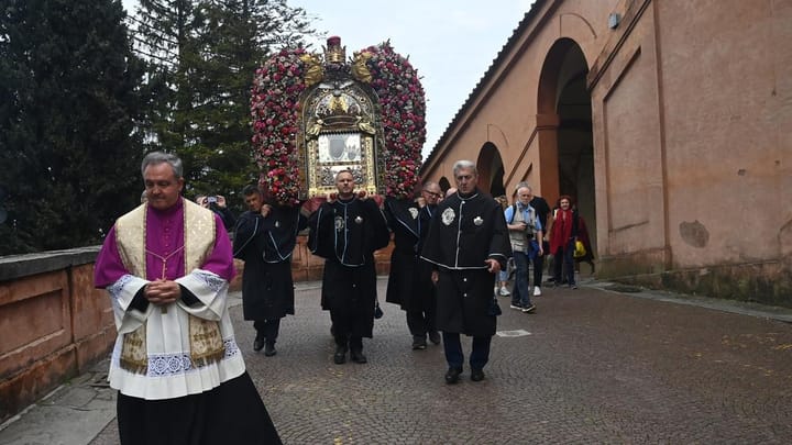 Madonna di San Luca: quando scende e il percorso. La preghiera sarà per Suviana