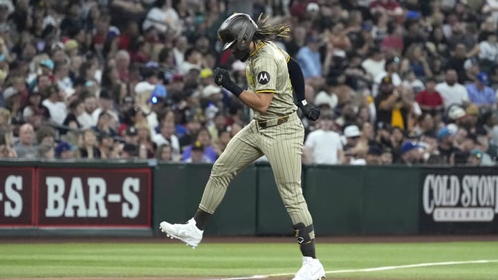 Tatis y Cronenworth batean jonrones seguidos; Padres derrotan 7-1 a Diamondbacks