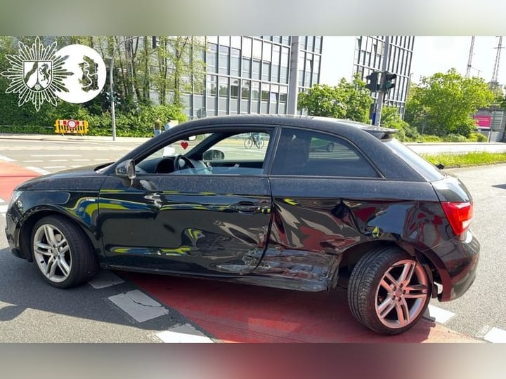 Verkehrsunfall in der Duisburger Altstadt: Zwei Verletzte