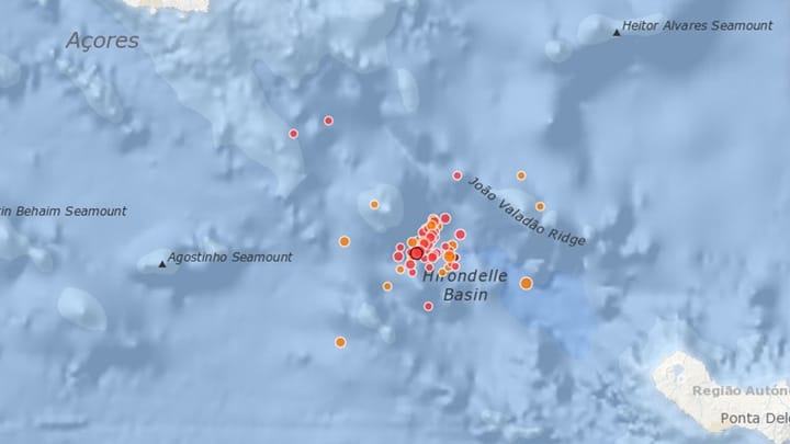 Sismos na ilha Terceira têm dois focos