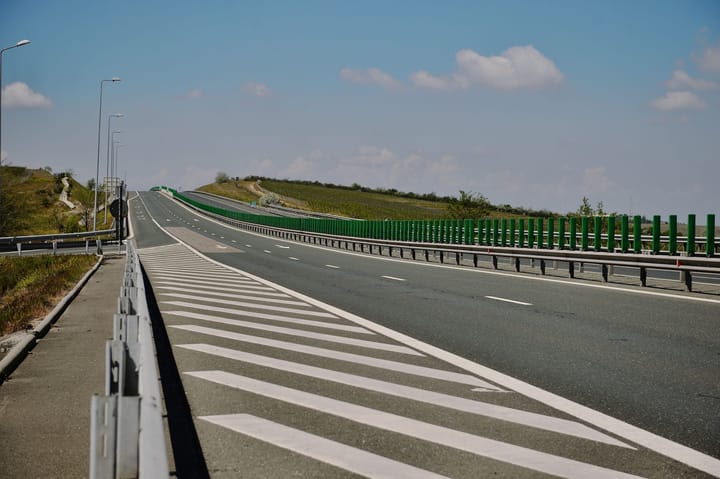 Un nou drum expres va apărea în România. Va lega două reședințe de județ