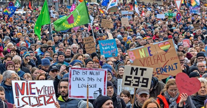 "Wir sind die Brandmauer" plant in Dresden Riesendemo  mit den Rappern von 01099