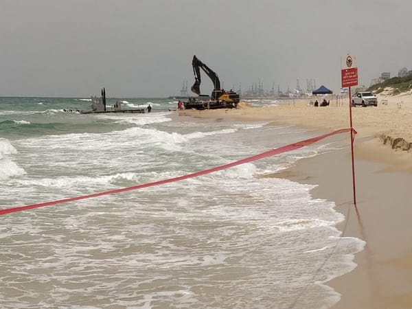 US pier breaks up off Gaza coast, aid deliveries suspended