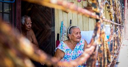 No aguantarán más días sin electricidad en Santa Isabel