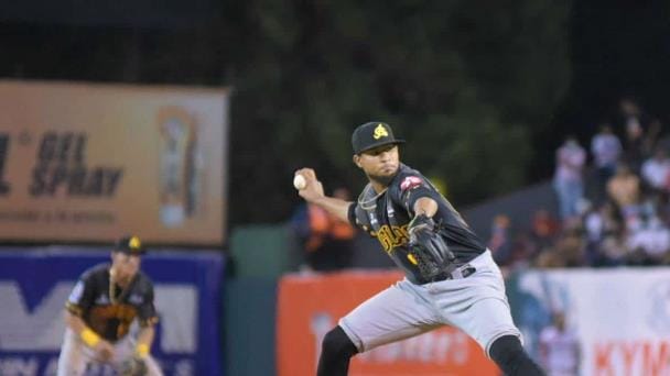 Leones del Escogido adquieren al relevista Yohan Ramírez