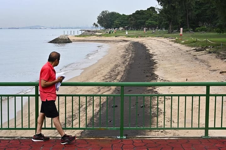 Beachfront shops at Sentosa, East Coast Park face thinner crowds after oil spill forces beach closures